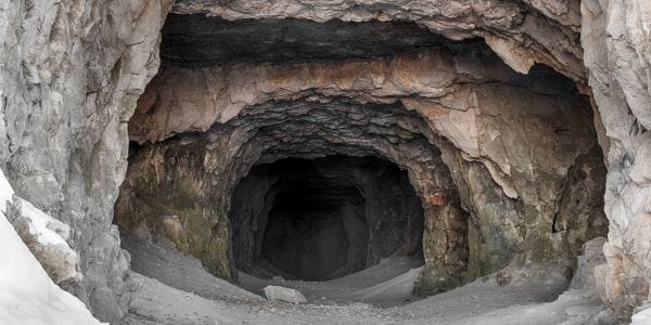 Diventare un seguace di Mitra: iniziazione e livelli gerarchici